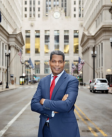 Stephen Thomas in Downtown Chicago 
